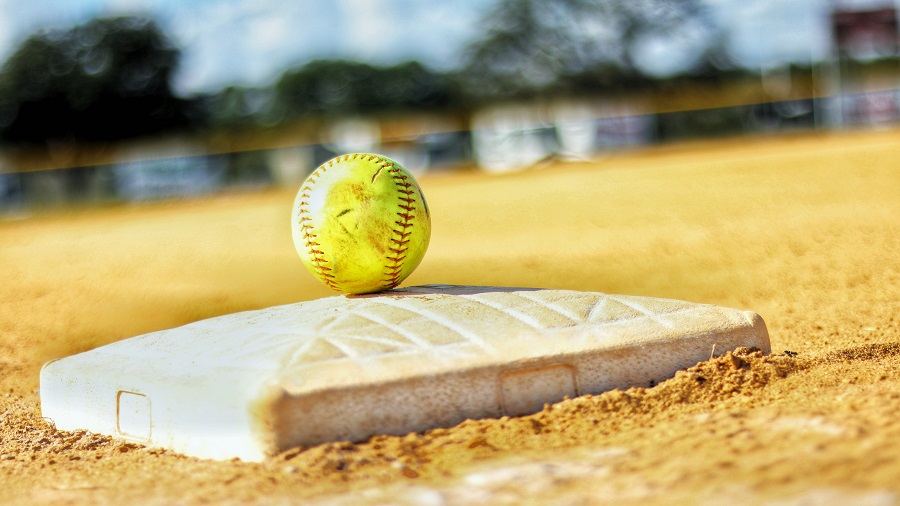 Building Confidence Through Softball: Tips for Youth Coaches