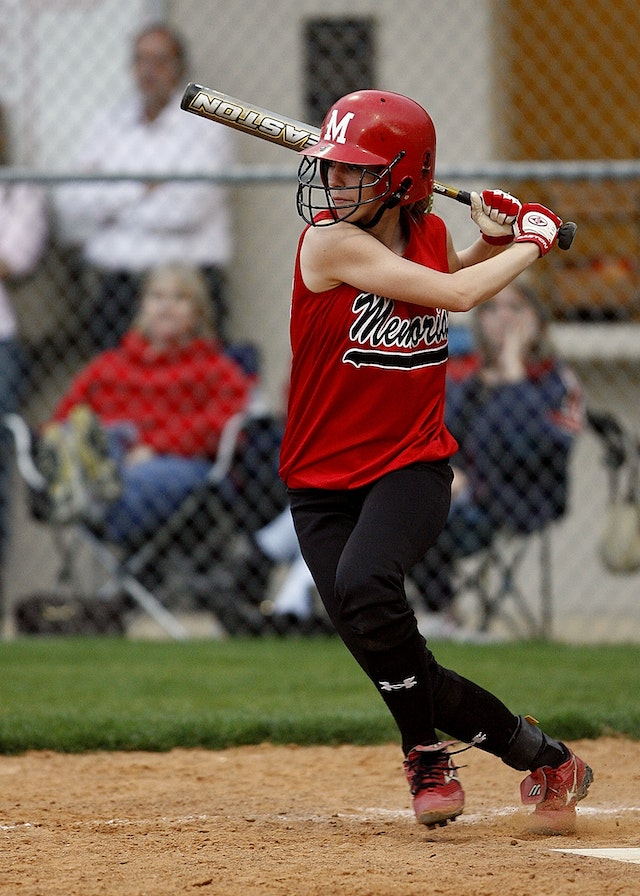Hit A Home Run With Youth Softball Jerseys: Stand Out On The Field